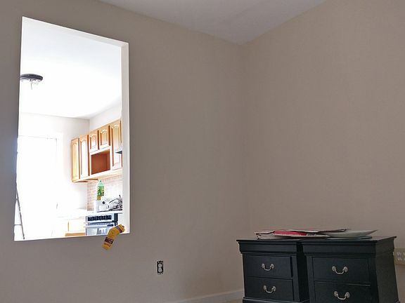 4th image of 6062 Catalpa Ave APT 2R
