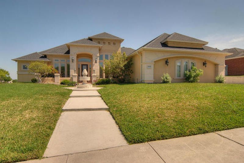 1st image of 4510 Thoreau Cir