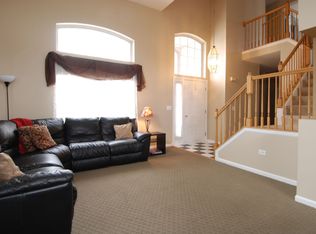 11 Picnic Ct, Bolingbrook, IL 60490