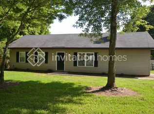 7001 Fieldlark Ln, Charlotte, NC 28227