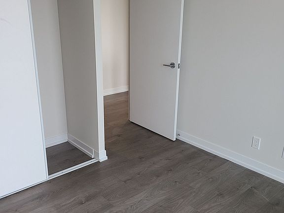 2nd image of 950 Portage Pkwy #2809
