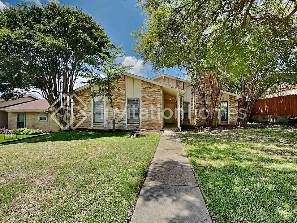 1st image of 2609 Renwick Dr