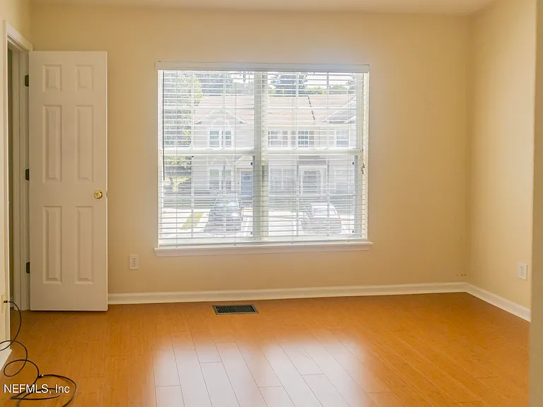 3514 Twisted Tree Ln — Photo 7