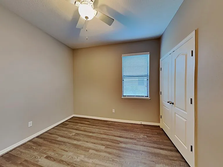 2131 Lacosta Pl — Photo 21