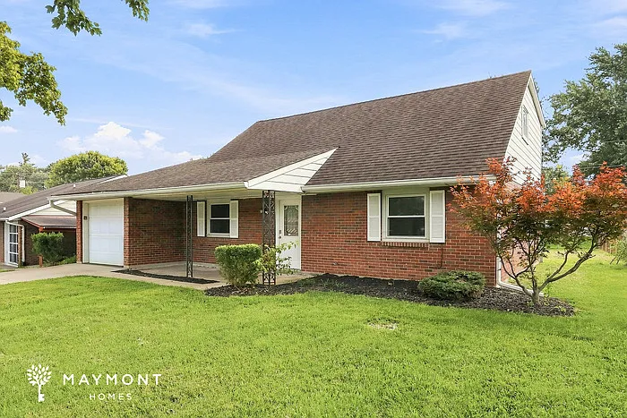 4 bed, 2.0 bath, 1560 sqft, $2,075 — Photo 4