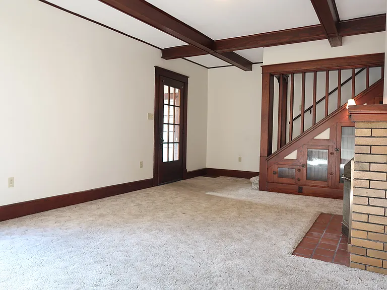1840 Michigan Ave — Photo 11
