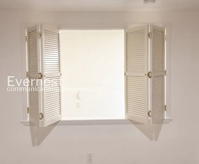 301 Peterson St #106 — Photo 12