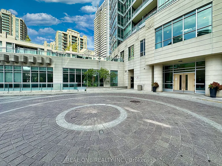 18 Holmes Ave #2205 — Photo 2