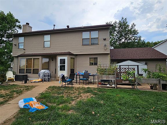 3rd image of 7248 Hill Rose Ct
