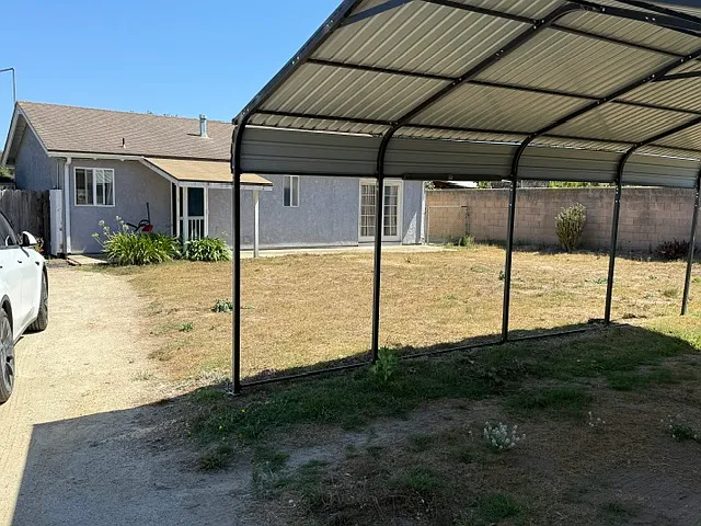 730 Tierra Rd #B — Photo 14