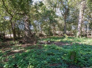 121 Tabler Dr, Seguin, TX 78155