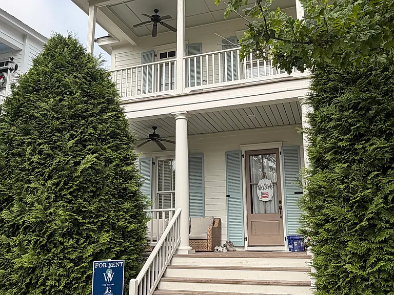 99 Chapel Hill St — Photo 1
