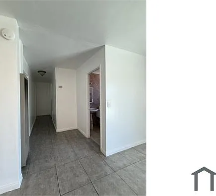 1374 E 6th St — Photo 7