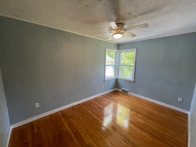 1706 Warren Rd — Photo 13
