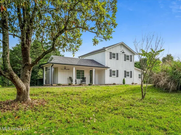 9068 Bethel Rd, Olive Branch, MS 38654