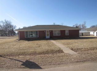 312 W Elm St, Kenesaw, NE 68956