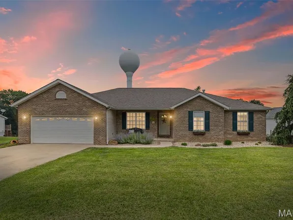 227 W Woodland Rdg, Valmeyer, IL 62295