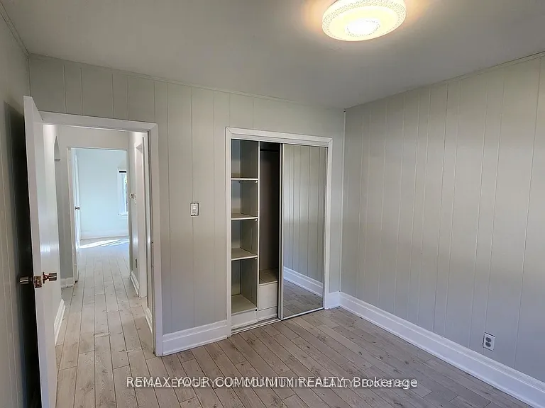 207 Olive Ave — Photo 12
