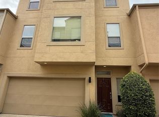 3846 Center St, Houston, TX 77007
