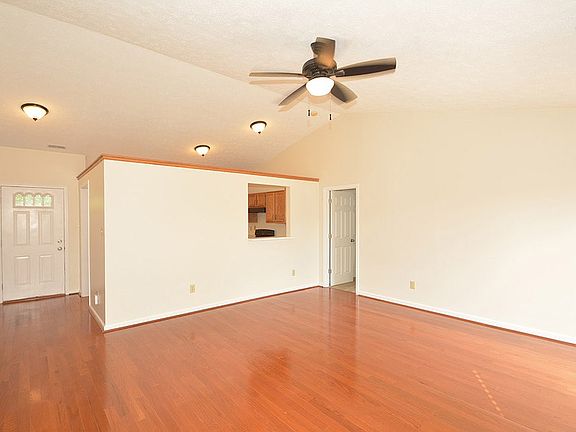 004_Great Room_10262015