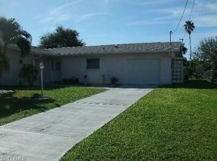 1302 SE 42nd St, Cape Coral, FL 33904