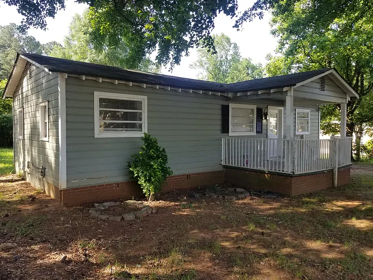 268 Simonton Rd — Photo 3