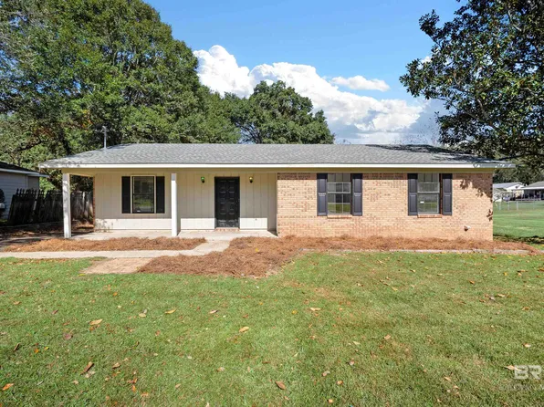 12910 Del Rio St, Grand Bay, AL 36541