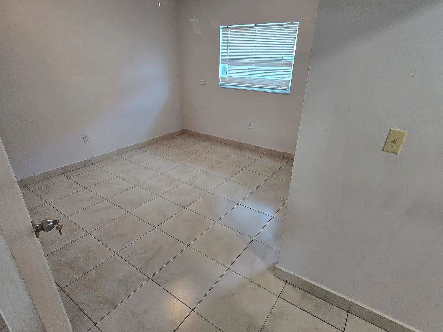 2 bed, 1100 sqft, $2,600 — Photo 3
