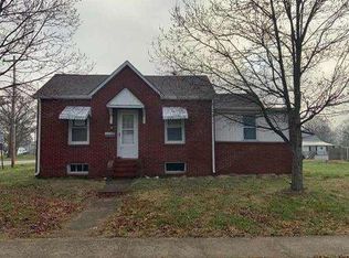 800 S Van Buren St, Litchfield, IL