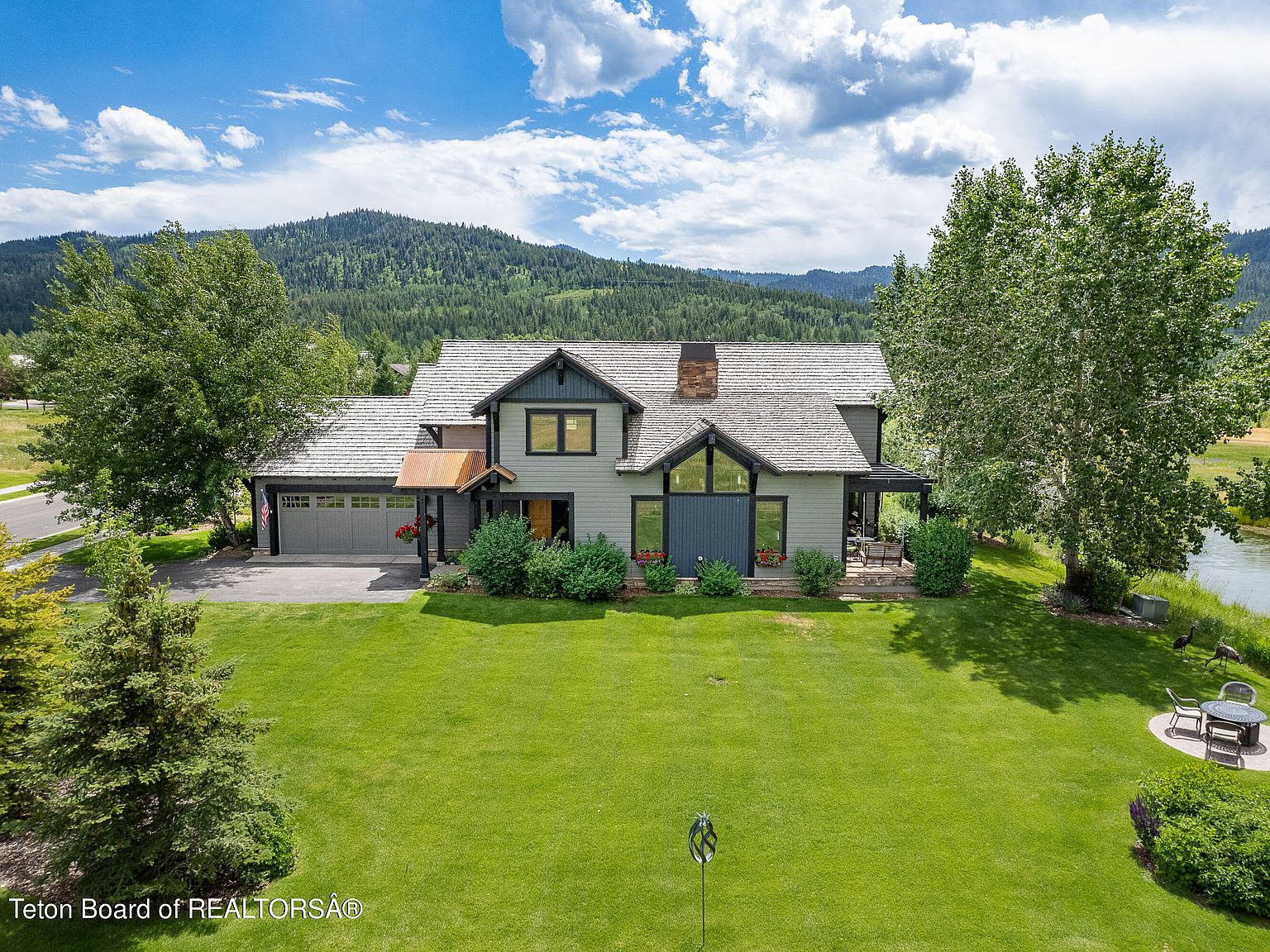 98 & 100 Moulton Ln, Victor, ID 83455 Zillow