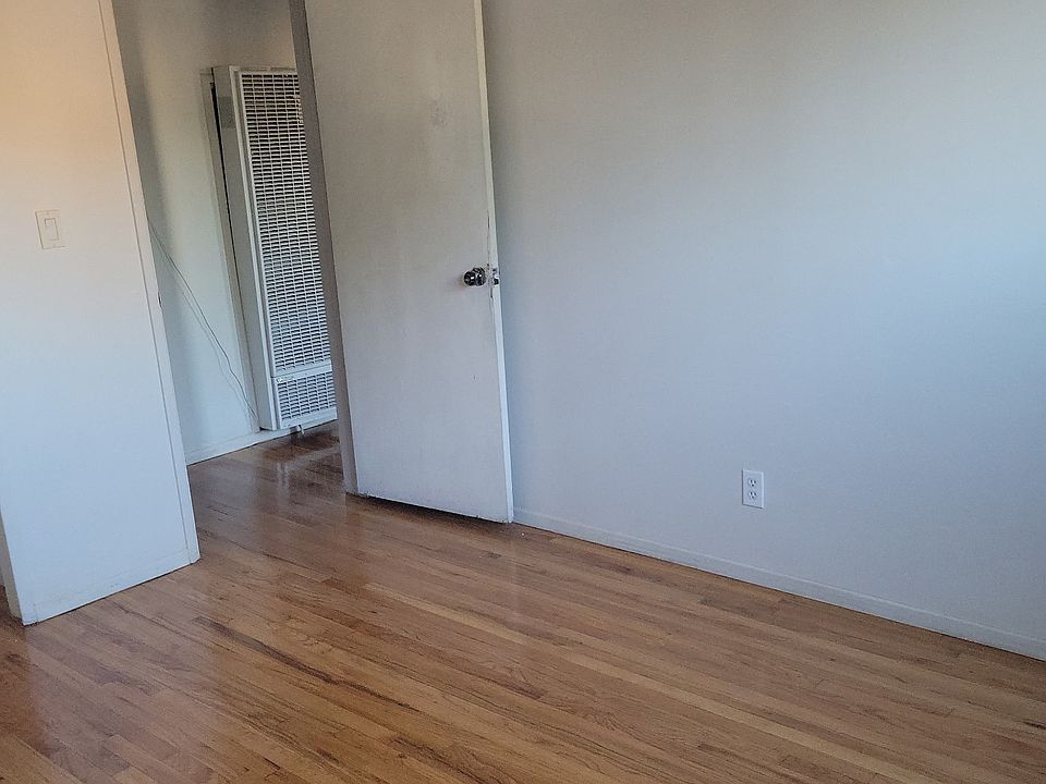 Single bedroom entrance.