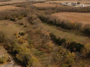 1105 S Main St, La Harpe, KS 66751