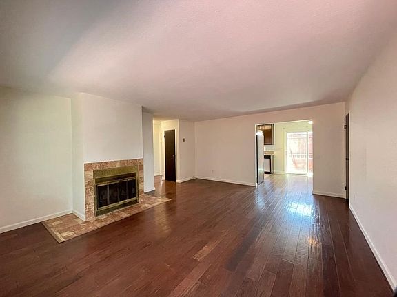 5th image of 685 Sea Vale St APT C