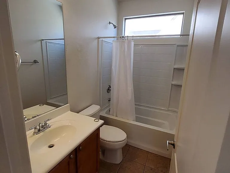 8998 W Plum Rd — Photo 14