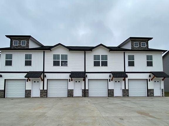 2nd image of 1020 Glenkirk Dr #B