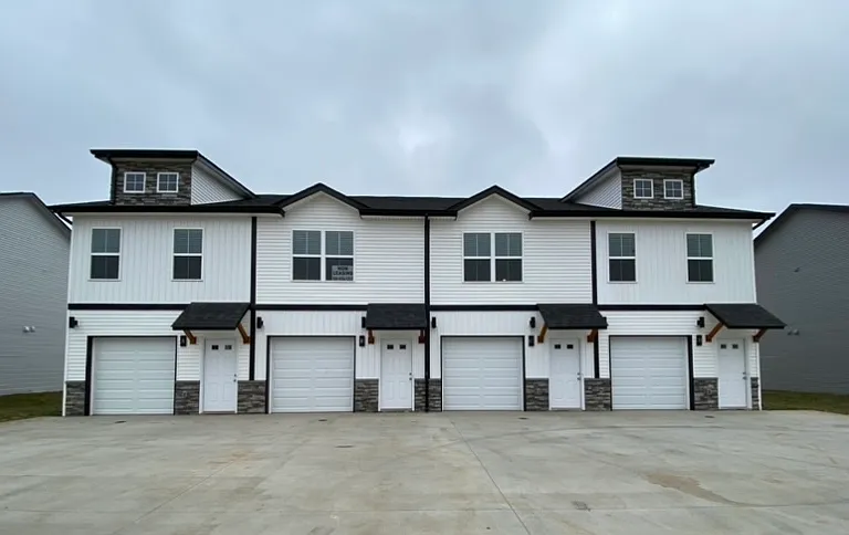 1020 Glenkirk Dr #B — Photo 11