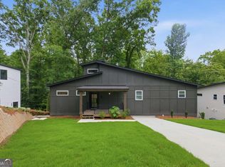 977 Fleetwood Cir SW, Atlanta, GA 30311