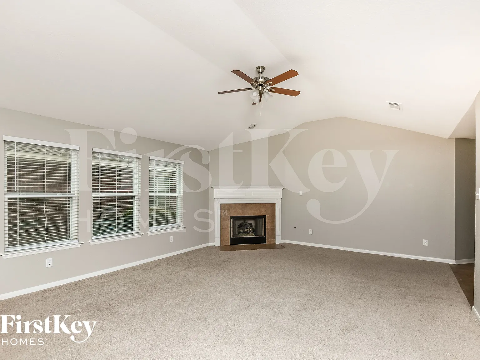 4 bed, 2.0 bath, 1875 sqft, $1,780 — Photo 4