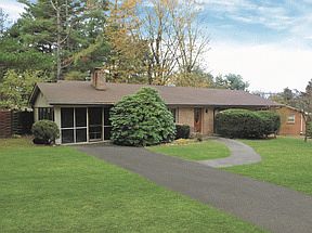 1st image of 212 Highview Dr