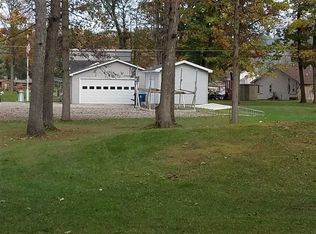 4165 S Oak Dr, Beaverton, MI 48612