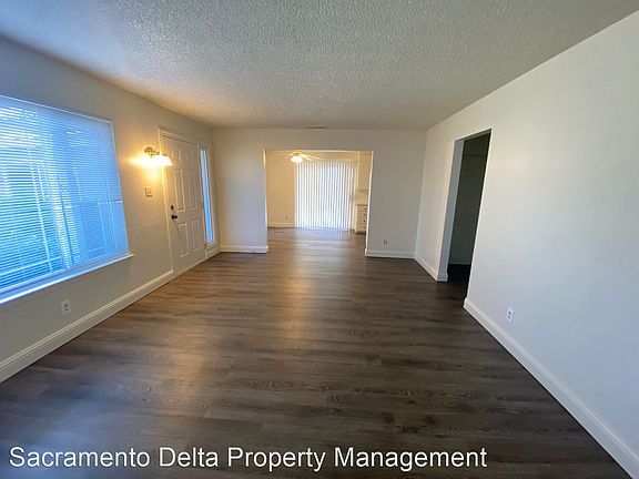 3rd image of 4306 Palm Ave