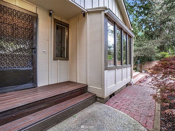 3rd image of 14300 Trillium Blvd SE APT 25