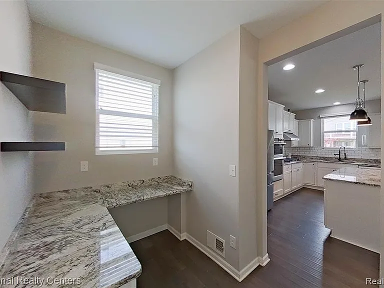 58180 Jonagold Ln — Photo 21