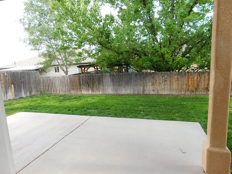 2929 Joan Way — Photo 20
