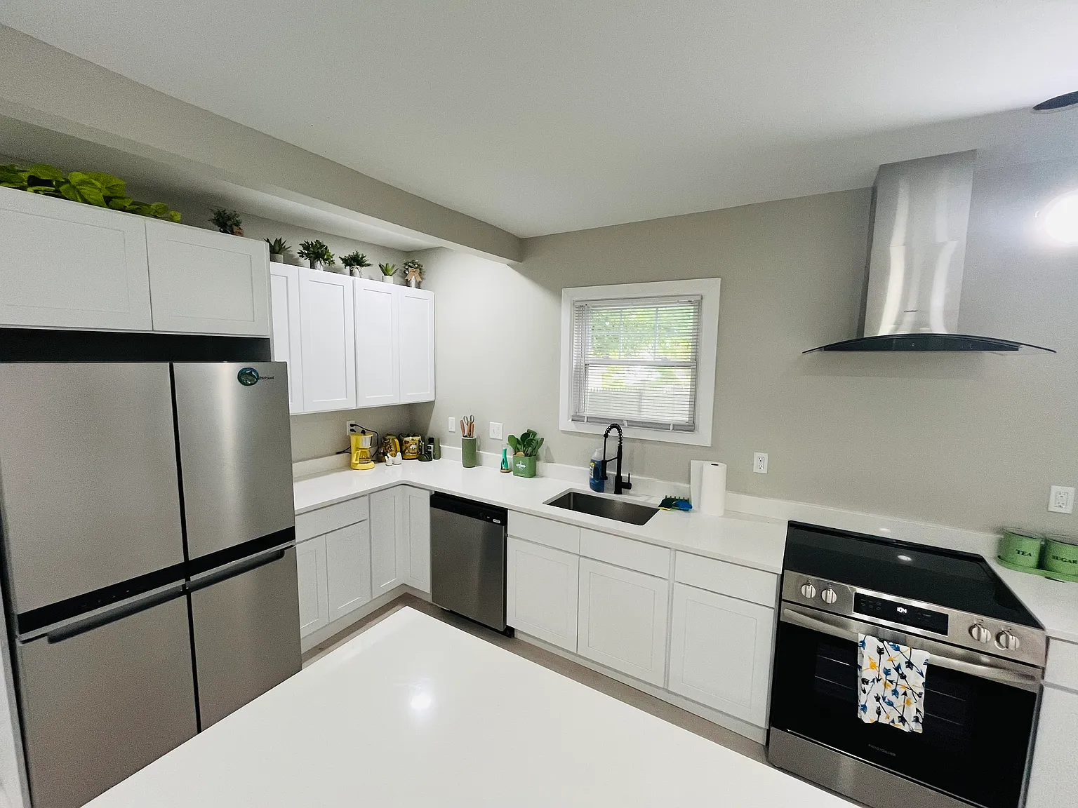 430 Lighthouse Rd — Photo 4
