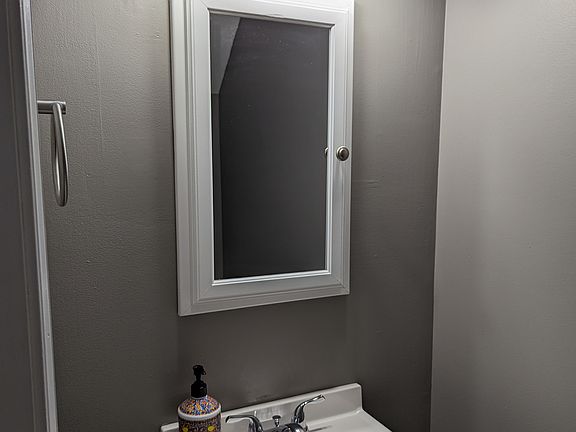 4th image of 127 Nottoway Dr