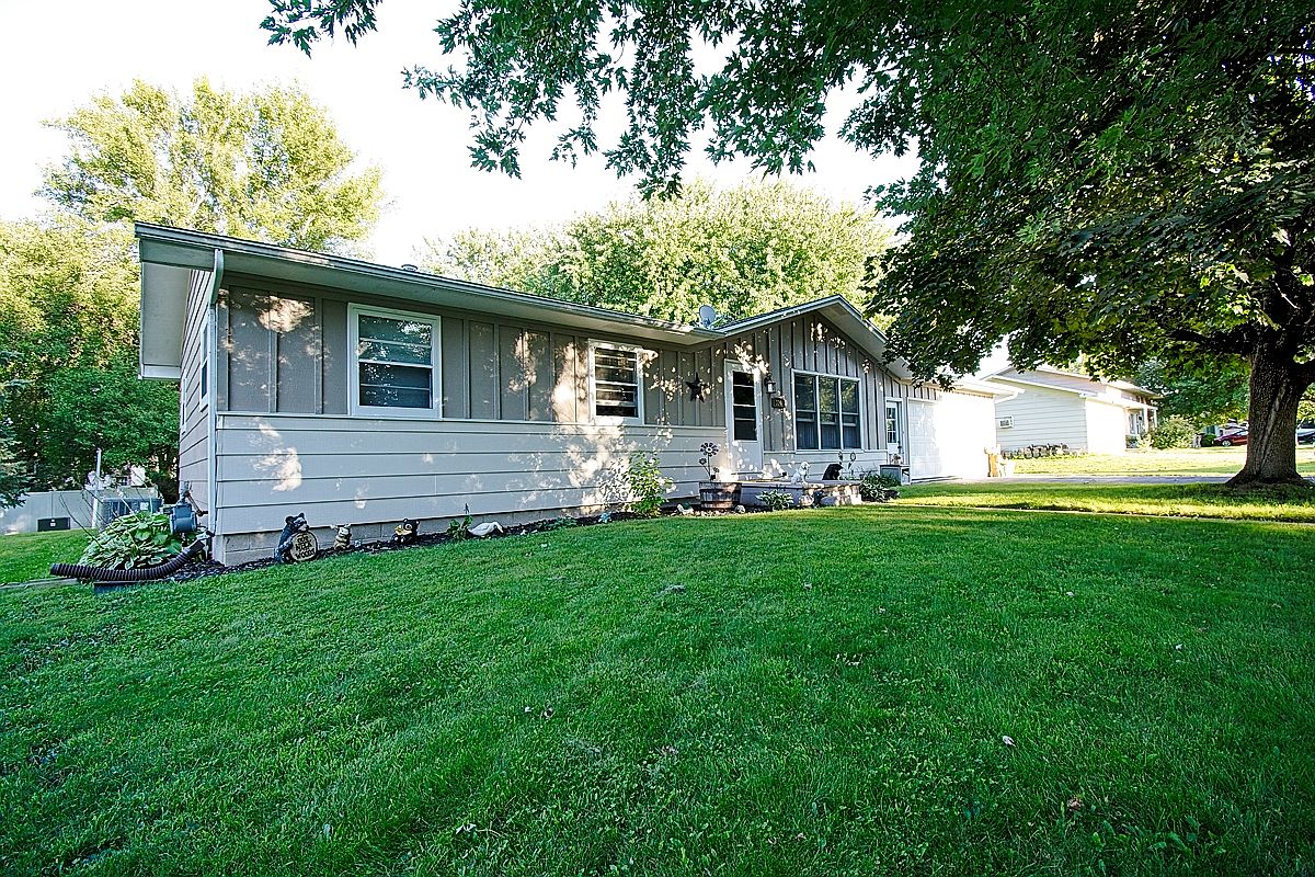 310 Adams St, Rosendale, WI 54974 Zillow