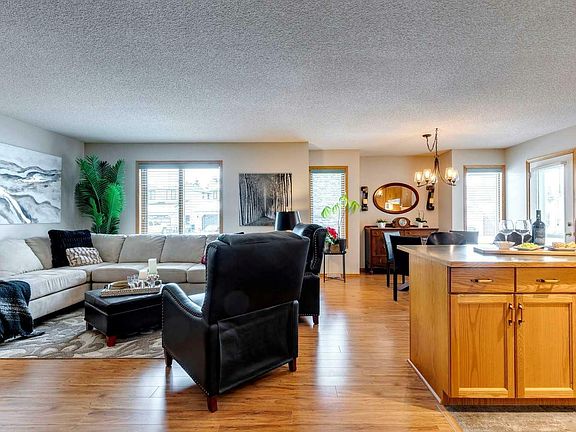 5th image of 1-8 Riverview Cir #1