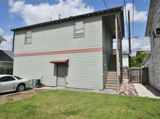 536 Columbia St #A, Houston, TX 77007