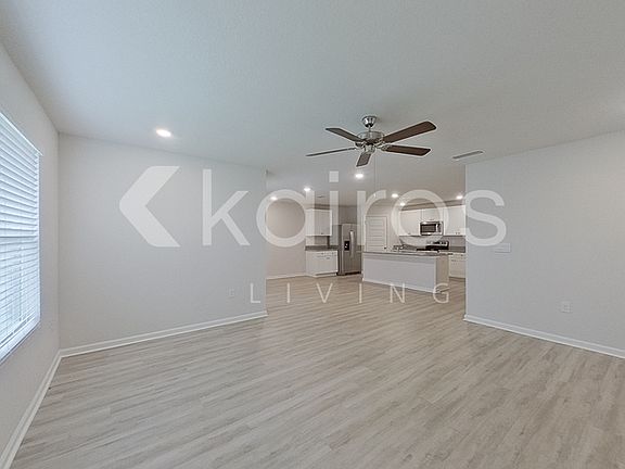 3rd image of 212 Monarch Ln